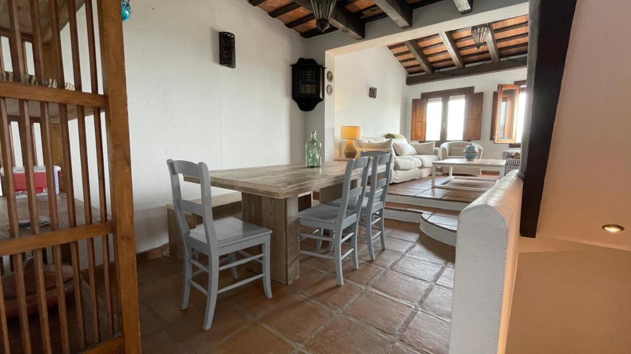 Preciosa Casa De Pueblo Con Vistas Y Patio Villa ฮิเมนา เด ลา ฟรอนเตรา ภายนอก รูปภาพ