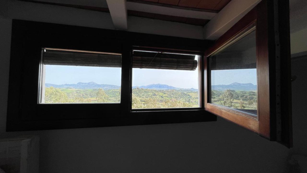Preciosa Casa De Pueblo Con Vistas Y Patio Villa ฮิเมนา เด ลา ฟรอนเตรา ภายนอก รูปภาพ